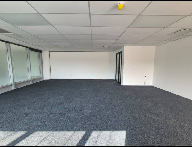 196M² OFFICE TO LET IN SANDTON CENTRAL